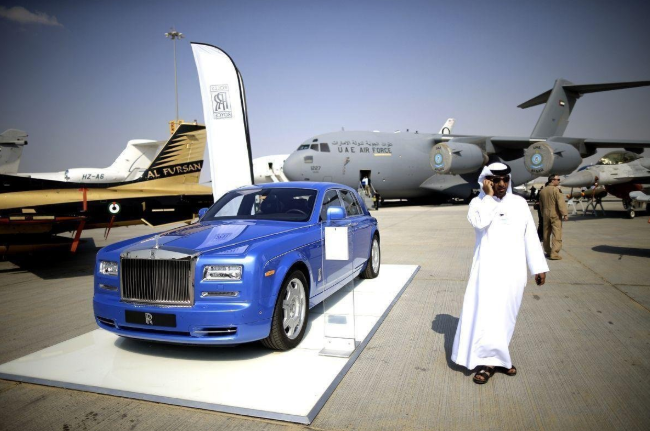 Roll Royce Exhibiting at Private Jet Shows - DigitalMarketingJobs.org